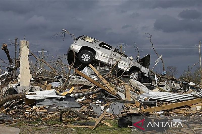 AS diterjang tornado, tujuh tewas dan 55 juta orang terancam