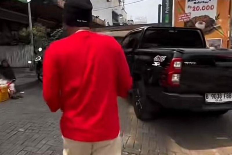 Sule minta ditilang karena tak dapat tunjukkan STUK ke Sudinhub Jaksel