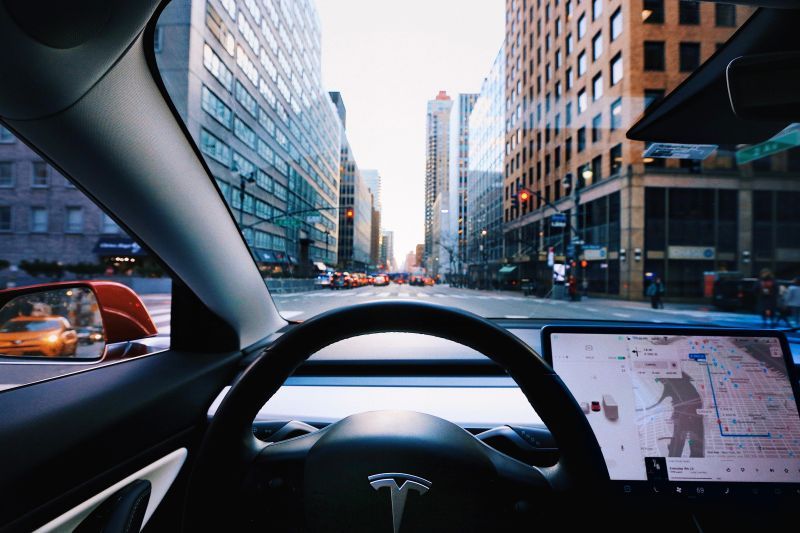 Taksi otonom robotaxi Tesla diizinkan uji coba di Arizona