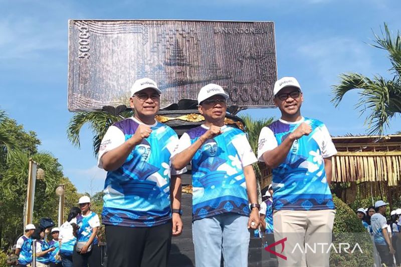 BI bangun tugu uang rupiah tiga dimensi di Bali