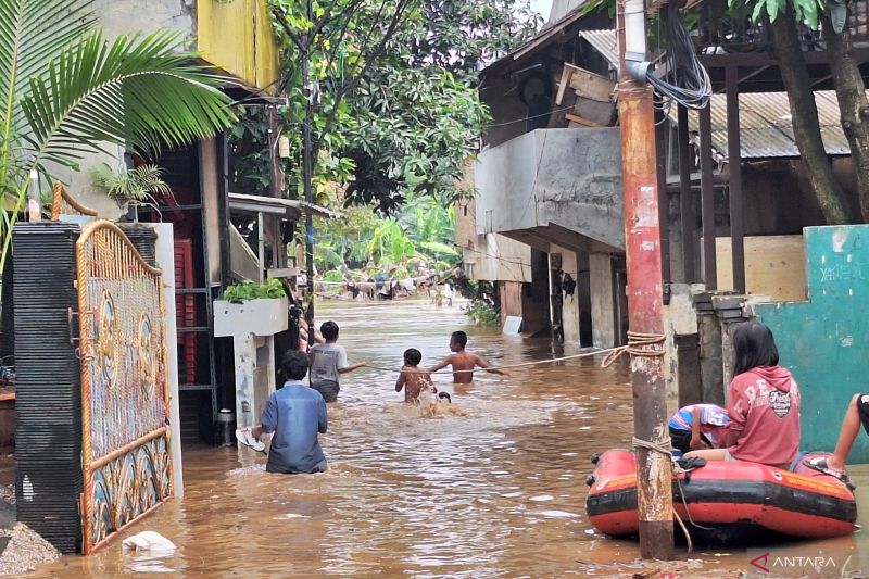 BNPB: Hujan deras dalam 24 jam picu banjir di Cirebon, Bekasi, Jakarta