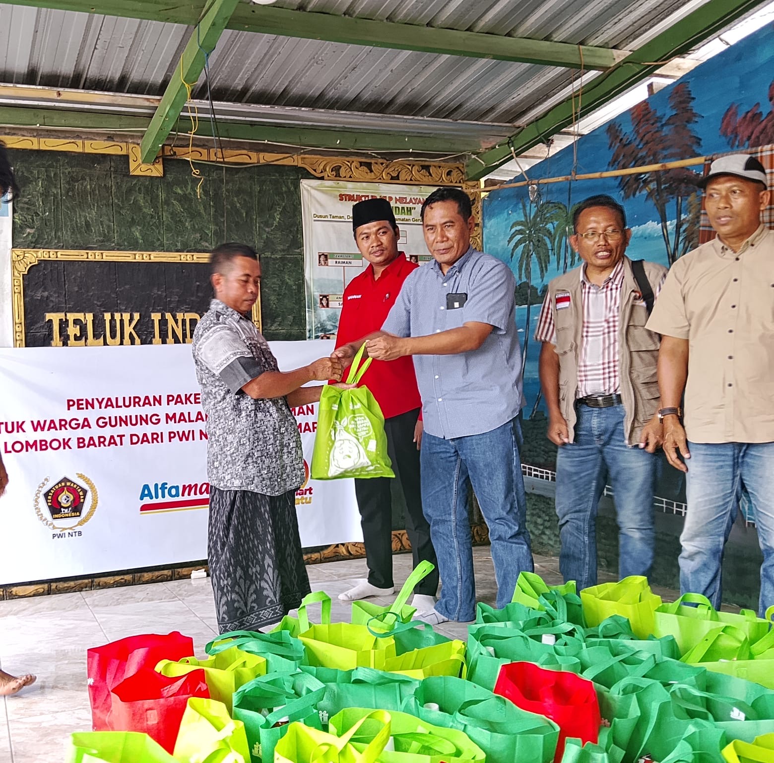 cd8ee3da-ada0-4a54-998a-e642776338b7