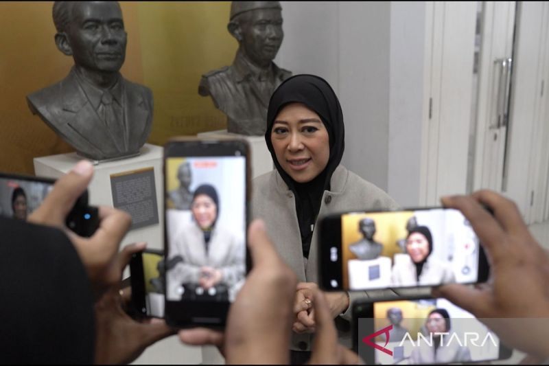 Menkomdigi hormati hukum kasus internet tak berizin di Mentawai