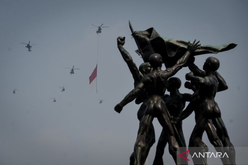 Gladi bersih Upacara HUT ke-81 Kemerdekaan RI di kawasan Monas