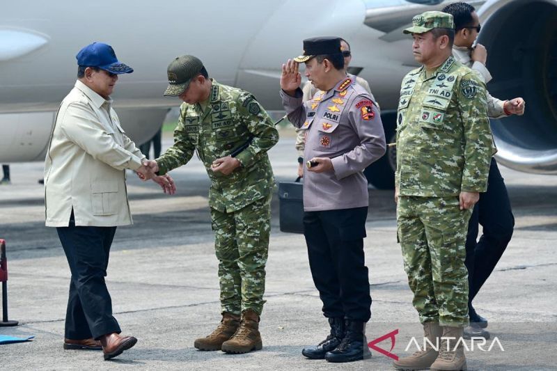 Presiden pastikan pemanfaatan penerjun freefall atasi karhutla Riau