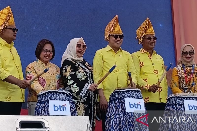 Menkum terapkan layanan publik berbasis digital mulai Oktober 2026