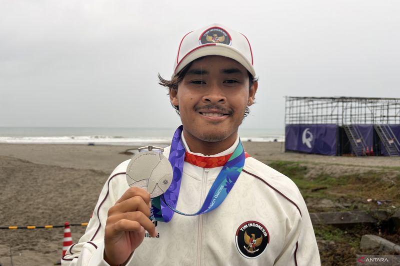 I Made Pajar Ariyana raih medali perak surfing Asian Games