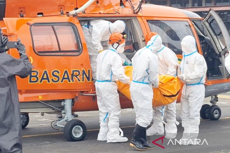 Basarnas kerahkan dua heli cari 68 korban KM Virgo yang masih hilang